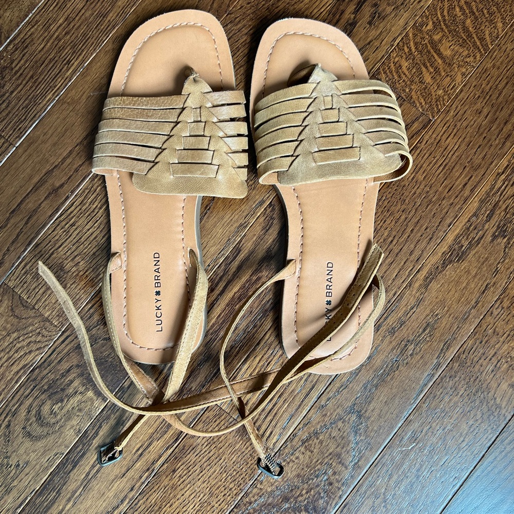 Lucky Brand sandals